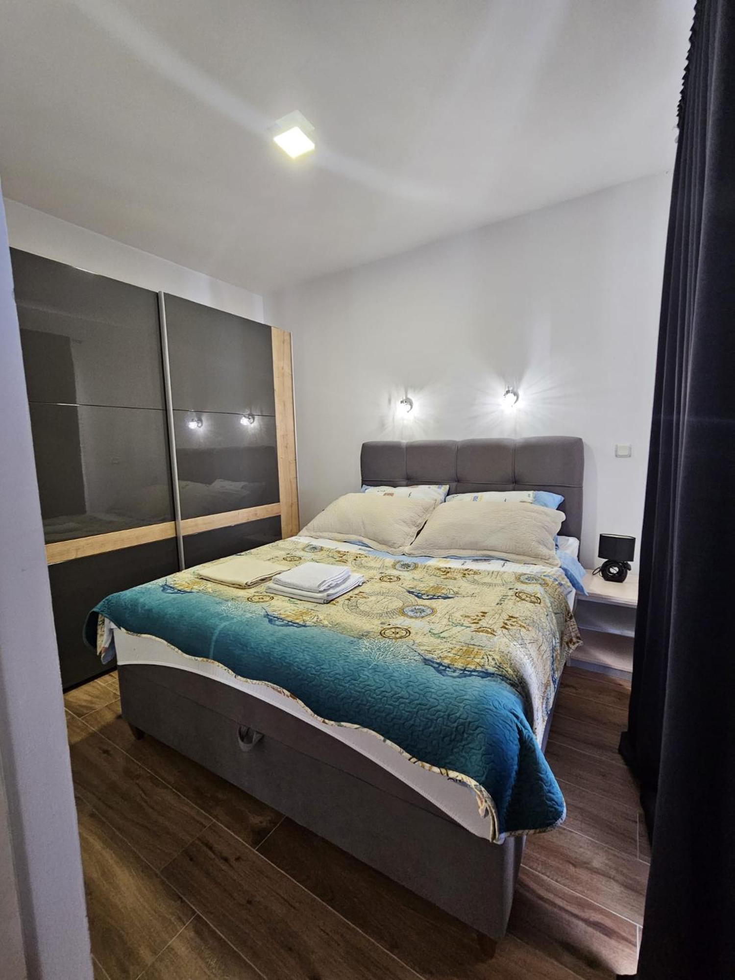 Apartments Villa Sibenik Primošten Eksteriør bilde